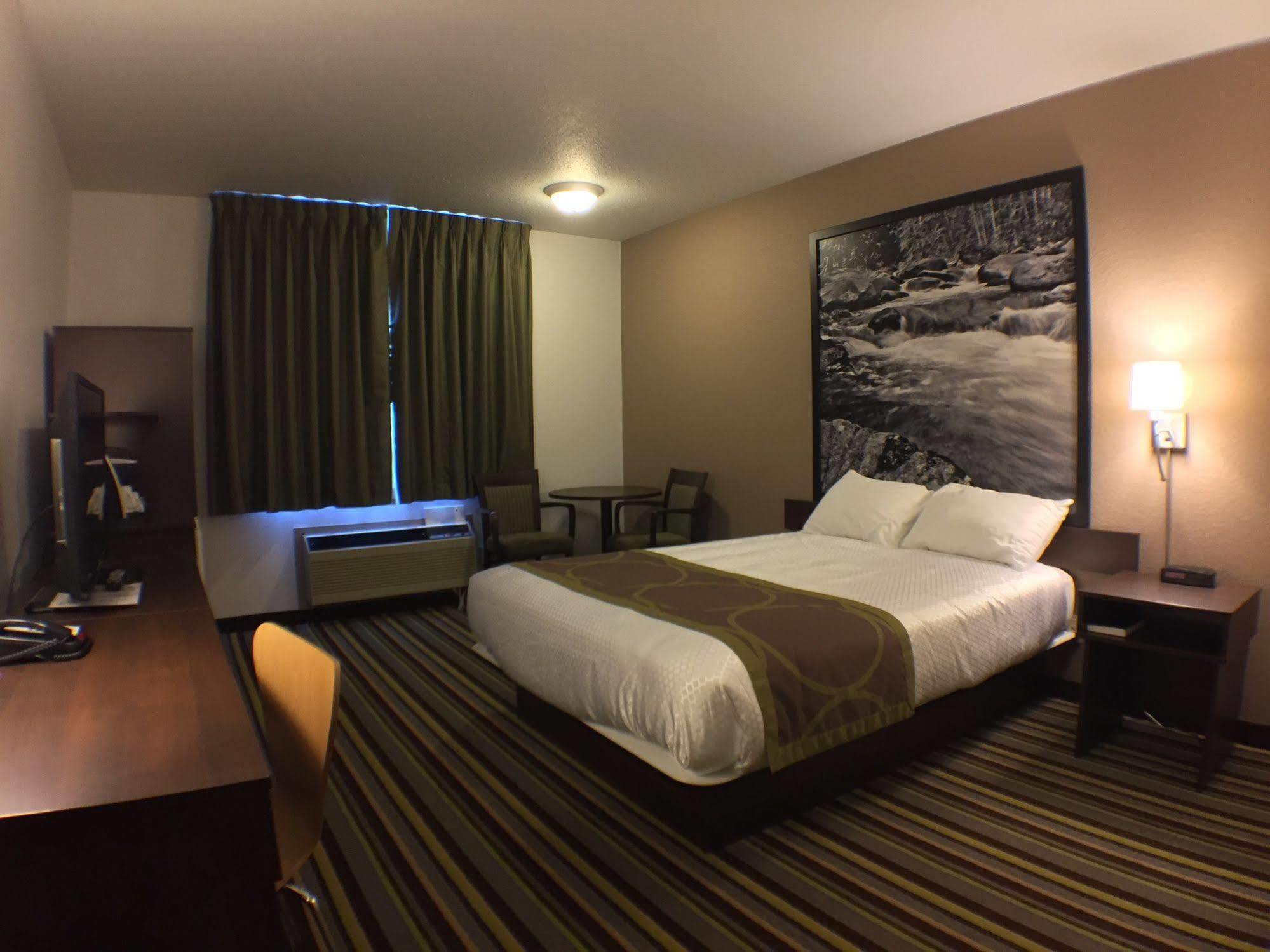 Hotel Super 8 By Wyndham Kenora Exterior foto